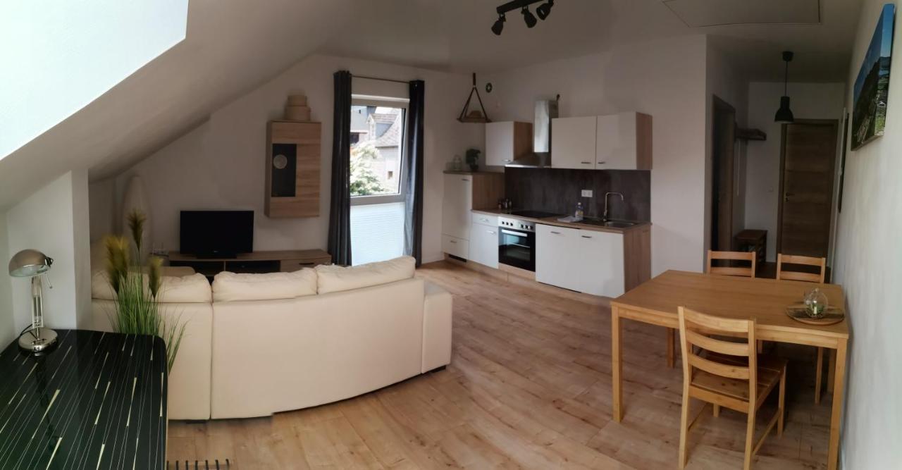 Sonnenufer Apartment & Moselwein I Bernkastel-Kues Bagian luar foto